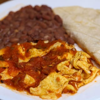 Salsa de Huevos