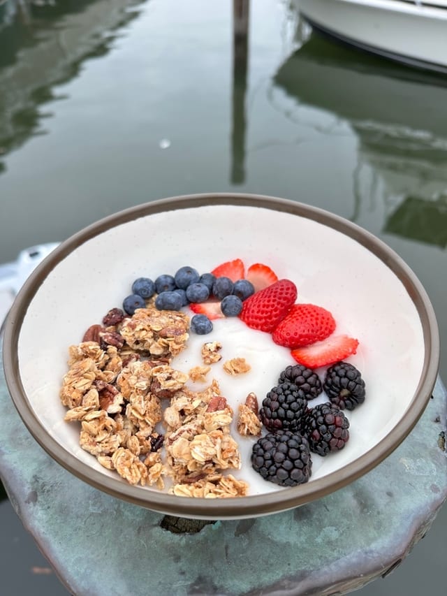 Granola & Berry Bowl.
